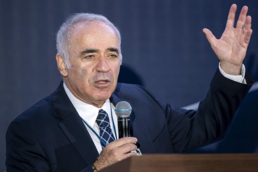 Garry Kasparov tvrdí, že ho západné bezpečnostné služby varovali pred ohrozením života – čo to znamená podľa Maríny Gálisovej