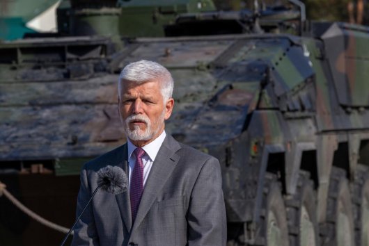 Česká vláda vyradila prezidenta Pavla z delegácie na samit NATO, krajinu povedie v Ankare Babiš