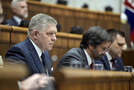 Ficov mier je ako Tisov mier. Obidva sú cestou do otroctva plného utrpenia, zrady a smrti