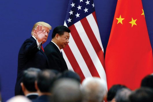 Michael Žantovský: Ak sa Amerika uspokojí s novými sférami vplyvu, máme problém