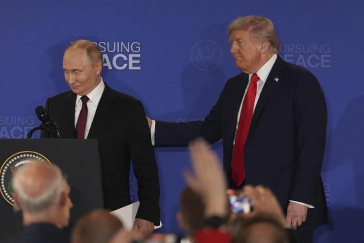V Bielom dome sedí Putinov kolaborant. S Ruskom má Trump rovnaký cieľ, kapituláciu Ukrajiny