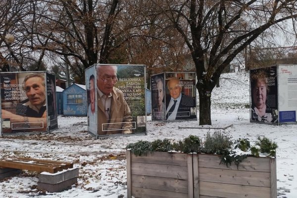 Výstavu Príbehy 20. storočia si môžu pozrieť obyvatelia Bratislavy v mestskej časti Devín