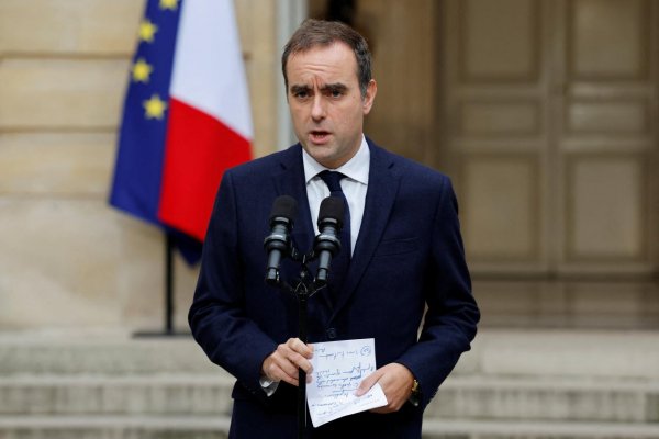 Francúzsky prezident Macron znovu vymenoval Sébastiena Lecornua za premiéra Francúzska