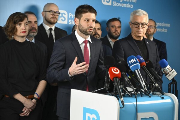 Voľby by na konci januára vyhralo PS, v parlamente by bolo päť strán