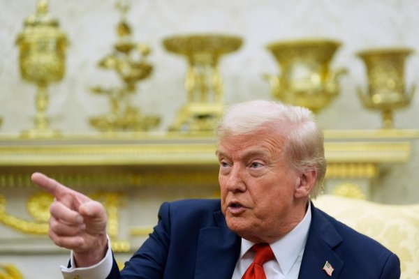 Španielsko by malo za nízke výdavky na obranu byť vylúčené z NATO, naznačil Trump