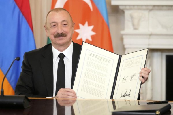 Azerbajdžanský prezident Ilham Alijev navrhol spoločne s Arménskom nominovať Trumpa na Nobelovu cenu za mier