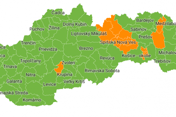 Epidemiologická situácia na Slovensku sa mierne zhoršuje, delta tvorí 100% prípadov