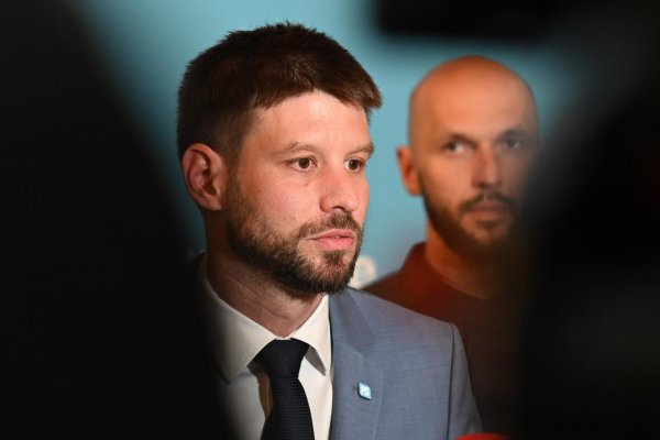 Šimečka: PS stále verí, že iniciatíva za okrúhly stôl strán uspeje