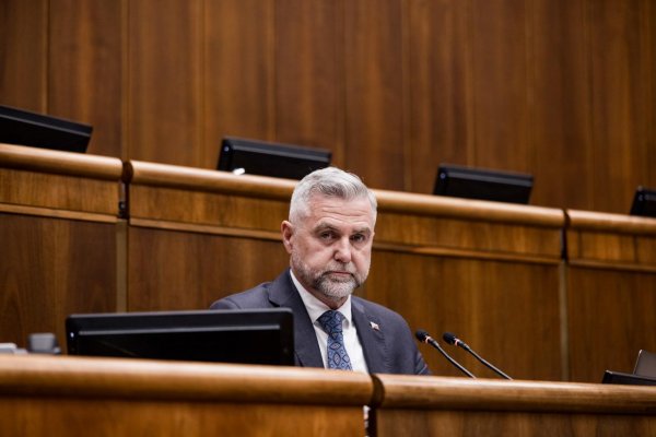 O predĺžení volebných období podľa podpredsedu parlamentu treba diskutovať