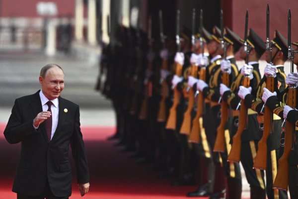 Kremeľ dúfa, že Trump žartoval o konšpirovaní Kima, Putina a Siho proti USA