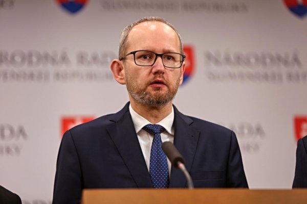 Rusko bude len takou hrozbou, akou mu dovolíme byť, tvrdí Bátor