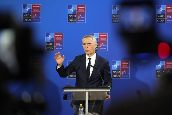 Stoltenberg: NATO neplánuje vyslať svojich vojakov na Ukrajinu