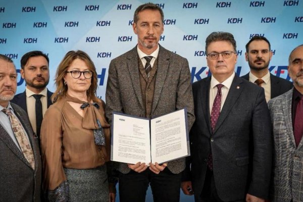 KDH: Namiesto ochrany ústavy robí prezident advokáta vládnemu rozvratu