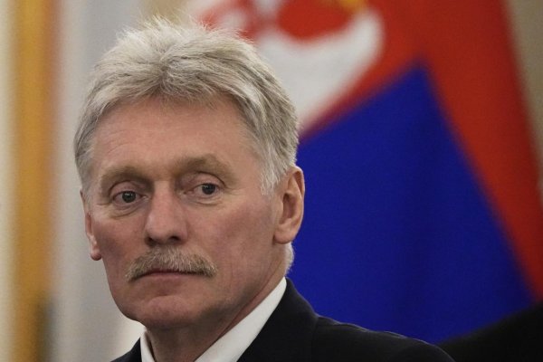 Kremeľ: Výroky o zostreľovaní ruských lietadiel štátmi NATO sú nezodpovedné a bezohľadné