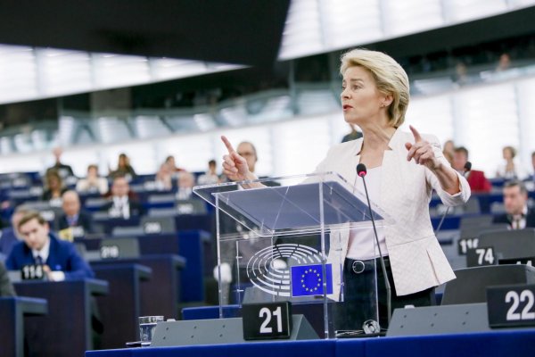 Uhlíková daň, pakt o migrácii, európska minimálna mzda. Von der Leyen predstavila svoju víziu Európy