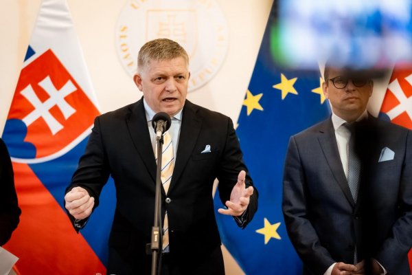 Fico požiada o stopnutie vývozu elektriny, ak Ukrajina neobnoví tok ropy