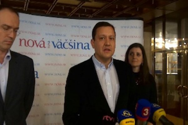 Lipšic: Prečo Fico nadŕža finančným žralokom