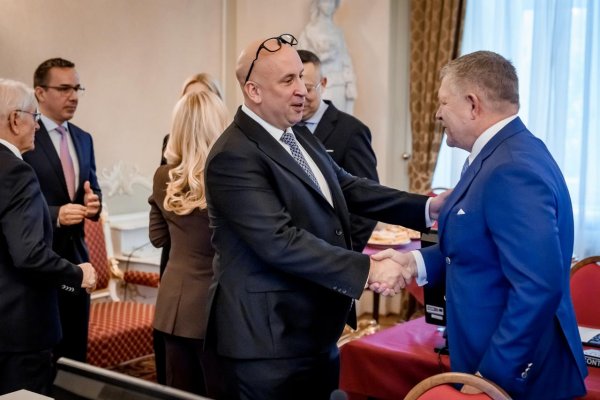 PS: Fico už 15 rokov systematicky zanedbáva investície do železničnej infraštruktúry, Ráž sa len vyhovára