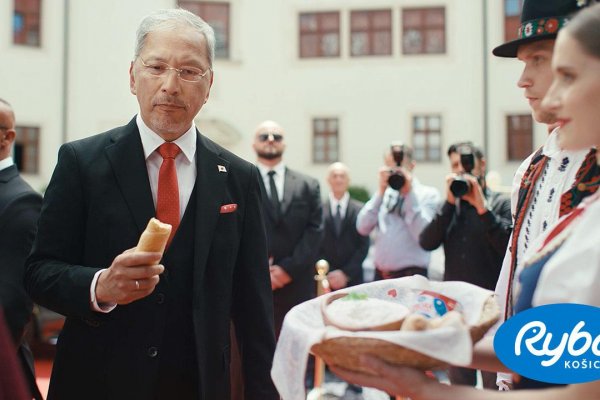 Vymení prezidentka chlieb a soľ za Tresku s rožkom? RYBA Košice je presvedčená, že áno