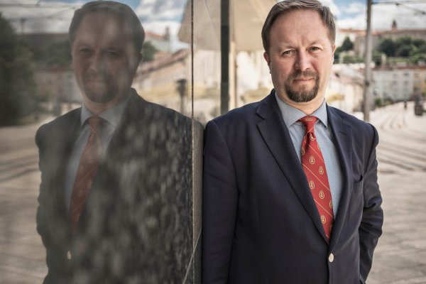 Krajniakov šéf výskumu o rodine Joch: Ak sa elity odtrhnú od obáv ľudí, vykoledujú si populistickú revoltu