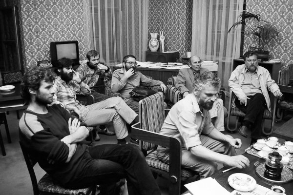 Peter sa neponáhľa, lebo vidí dopredu