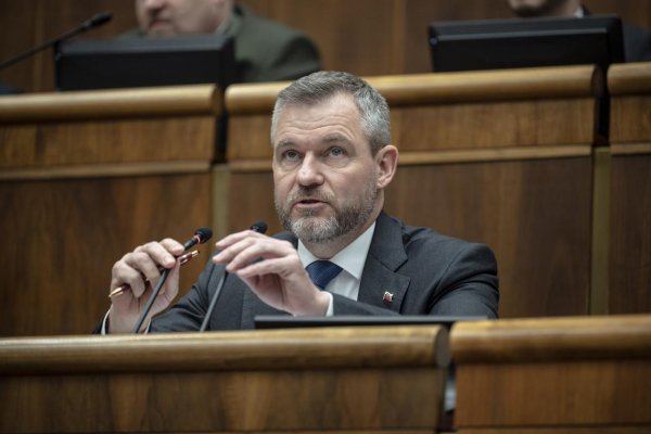 Prvé kolo prezidentských volieb by s 38 percentami vyhral Peter Pellegrini