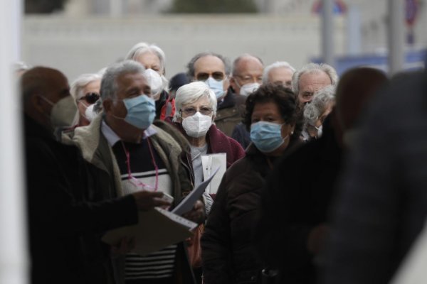 Taliansko vstúpilo počas Veľkej noci do prísneho lockdownu, má odradiť obyvateľov od cestovania