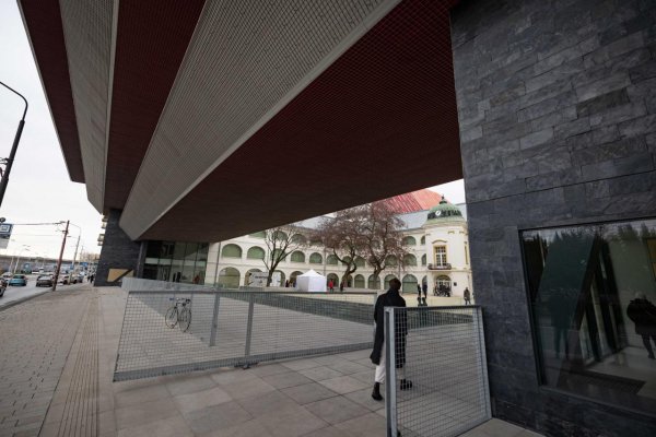 Do SNG chodí o polovicu menej ľudí, platforma Otvorená kultúra! za to viní Šimkovičovej ministerstvo a politické nominácie