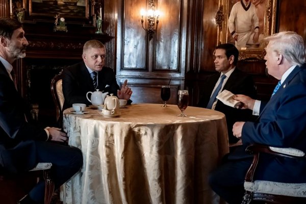 Fico sa na Floride stretol s Trumpom, zhodli sa, že EÚ je v hlbokej kríze