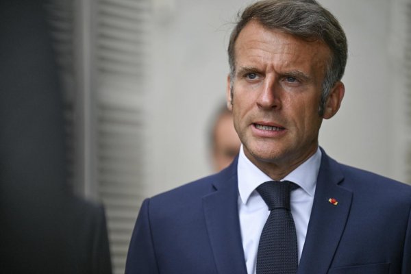 Macron chce prípadný summit USA, Ruska a Ukrajiny v neutrálnej európskej krajine