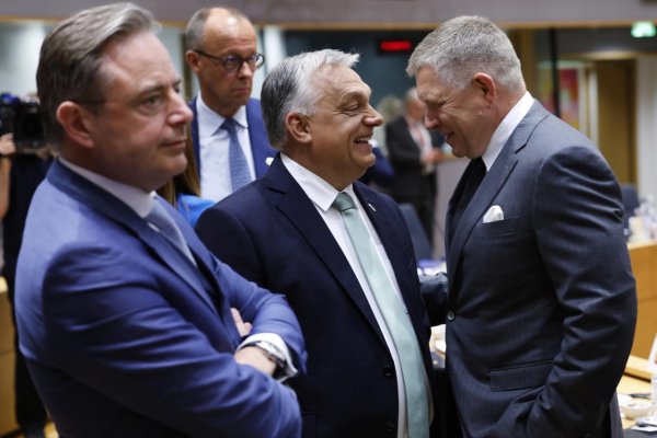 Gröhling: Fico sa v Bruseli opäť ukázal ako užitočný spojenec Kremľa