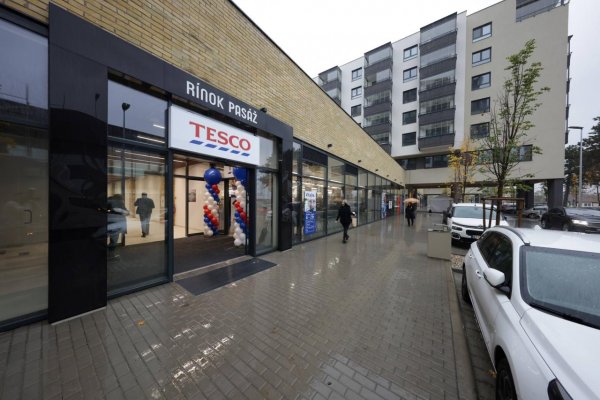 Tesco rozširuje svoju sieť na 163 obchodov, v novembri otvára predajne v Bratislave a v Trenčíne