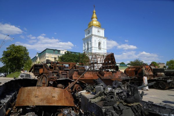 Ruské tanky zničené na Ukrajine vystavia vo Varšave