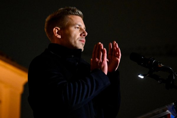 Študenti maďarských univerzít zorganizovali demonštráciu proti novému slovenskému zákonu chrániacemu Benešove dekréty