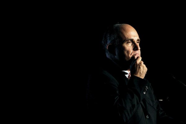 Bude to Giuliani?