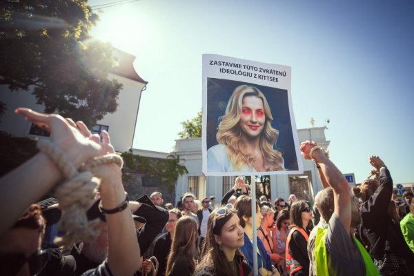 Členovia kultúrnej obce protestovali proti zmenám vo fungovaní Fondu na podporu umenia