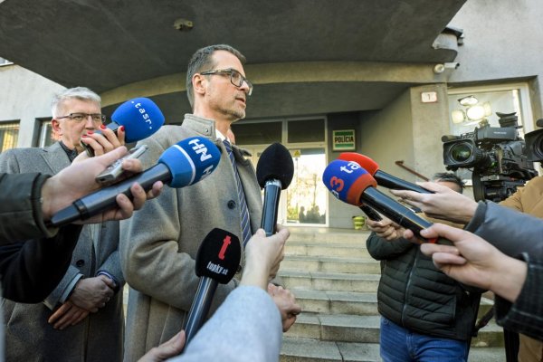 Kotlár je obvinený pre tvrdenia o toxicite vakcín, uviedol Szalay, ktorý podal trestné oznámenie