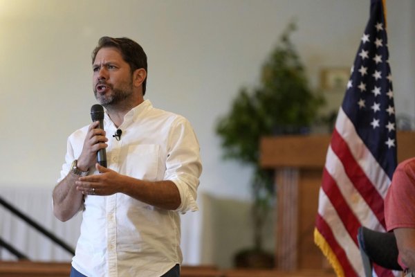 DemWatch: Demokrati sa učia prekresľovať hranice