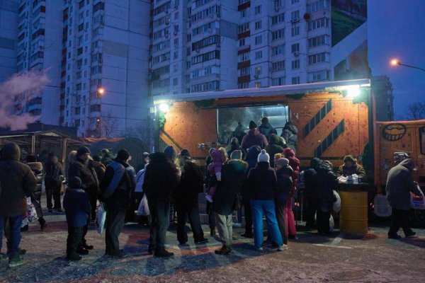 Ukrajina ONLINE: V Kyjeve zostáva bez kúrenia asi 1 600 budov, Ukrajinci útočili na ruský ropný terminál