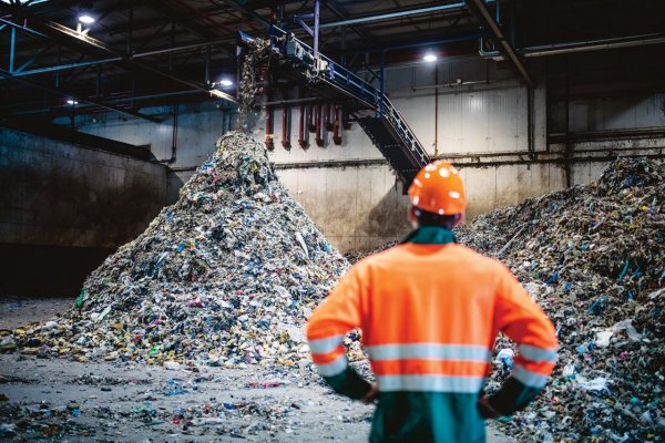 Nový spôsob recyklácie plastov je tu. Environmentalisti ho nenávidia