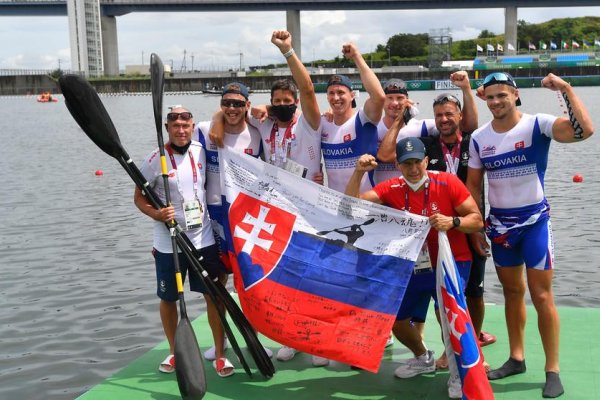 Slovenský štvorkajak získal na olympiáde v Tokiu bronzovú medailu