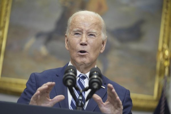 Biden: Navaľnyj bol hlasom pravdy, za jeho smrť nesie zodpovednosť Putin