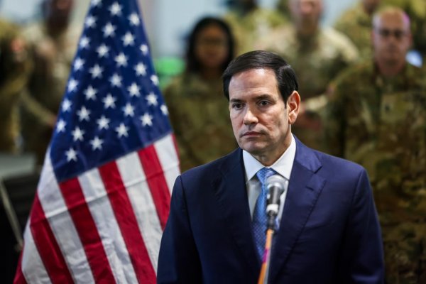 Zmenu Trumpovho postoja k Rusku podnietil najmä šéf diplomacie Rubio, uvádza Bloomberg