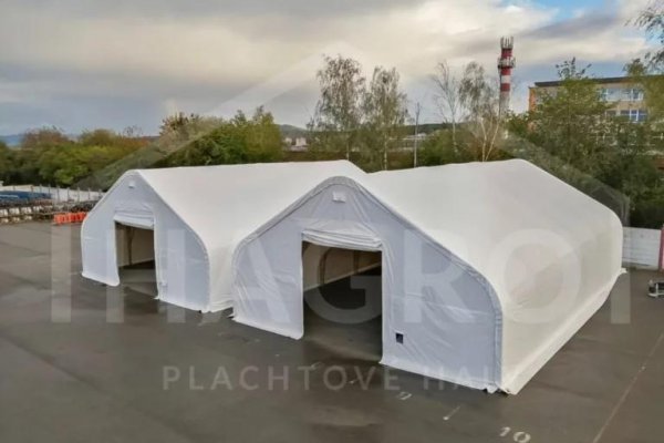 Plachtová hala ako moderné riešenie pre podnikanie, ktoré šetrí čas a financie