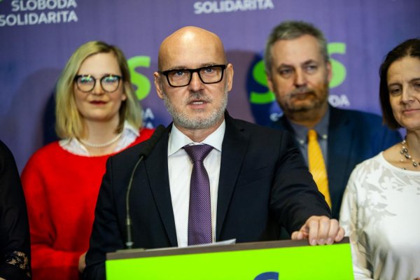 Slovensko bude kvôli premiérovi stáť na nesprávnej strane histórie, tvrdí SaS v súvislosti s nadchádzajúcim európskym samitom