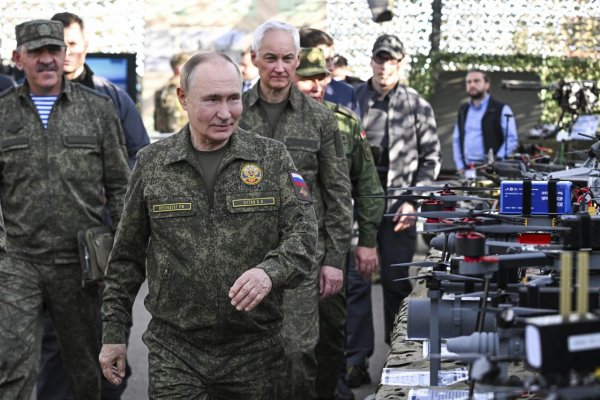 Putin: Na cvičení Západ pri hraniciach NATO sa zúčastňuje 100-tisíc vojakov