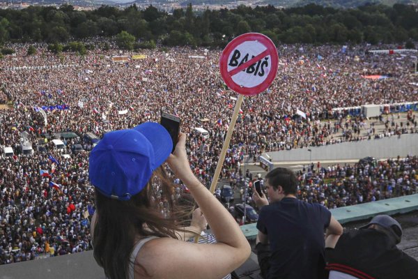 Organizátorka protestov proti Babišovi: Ľudí nezvážame ani neplatíme, premiér musí odstúpiť