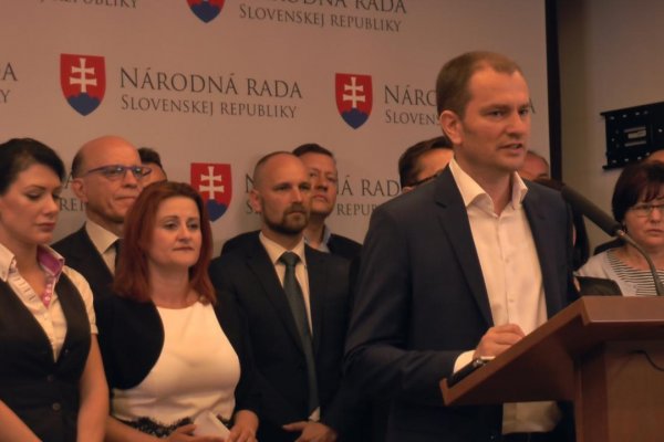 Matovič: Danko robí z parlamentu rohožku Roberta Fica