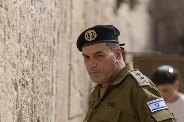 Izrael: Iránsky jadrový program sme vrátili o roky späť, kampaň pokračuje