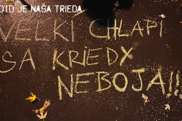 Protestsongy proti Ficovi a jeho kumpánom, časť 2: Od folku k metalu a ešte ďalej